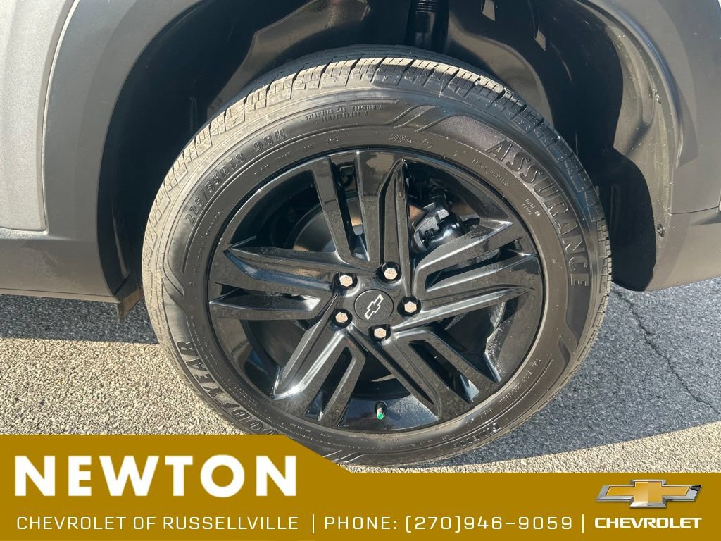 Used 2024 Chevrolet Trax ACTIV w/ Driver Confidence Package FWD image 42