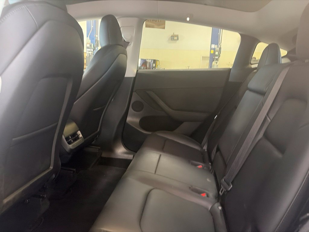 Used 2023 Tesla Model Y 2WD image 8
