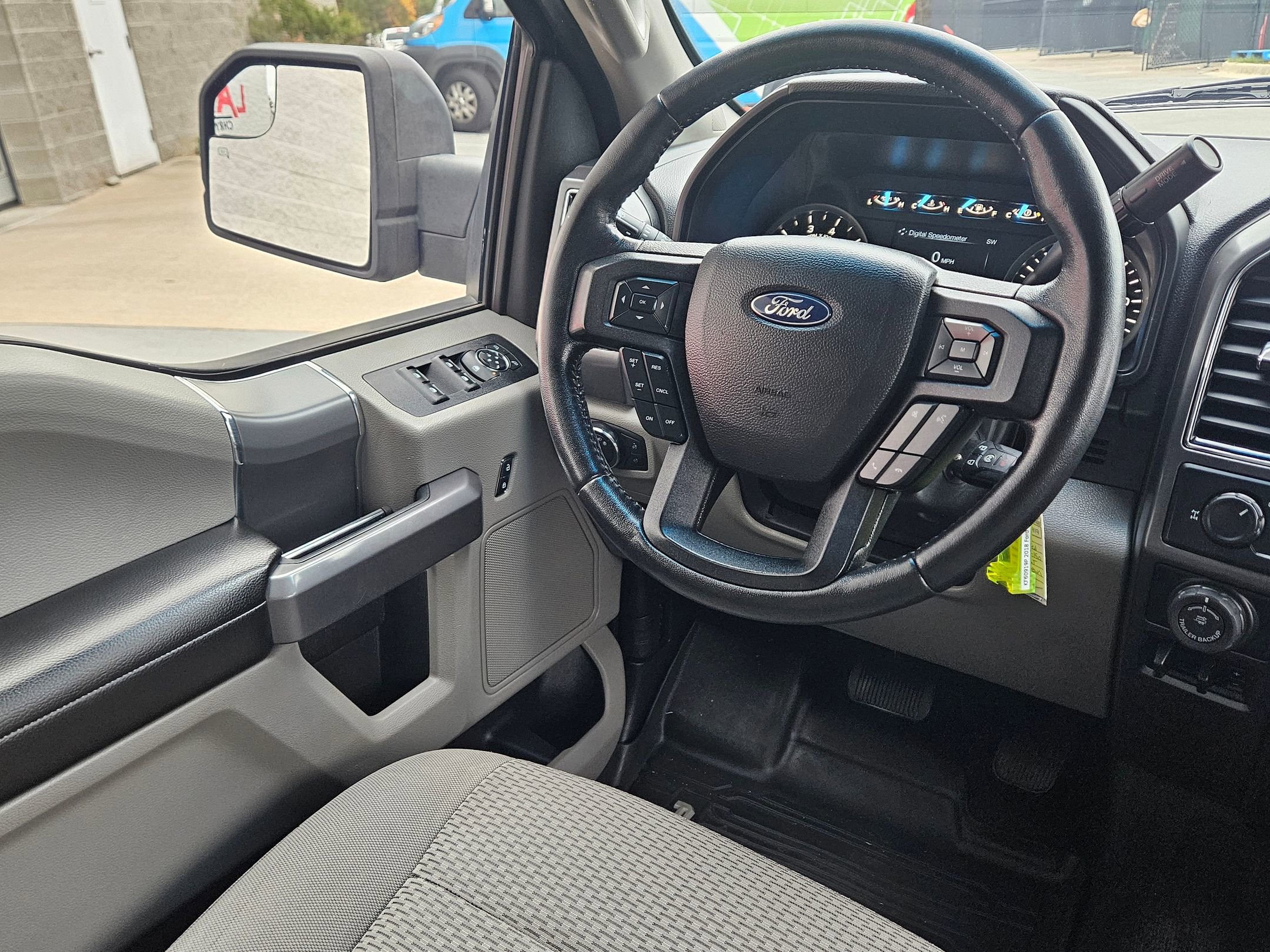 Used 2018 Ford F150 XLT w/ Equipment Group 302A Luxury image 9