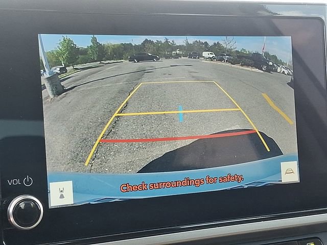 Used 2025 Toyota Camry LE FWD image 17