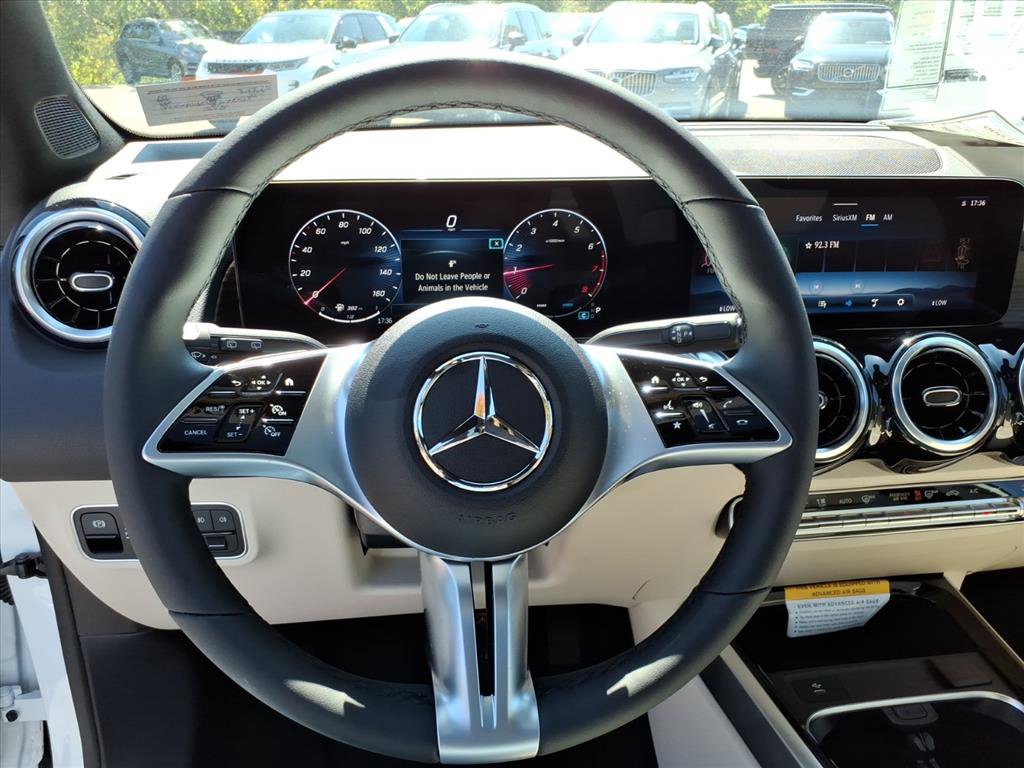 Used 2026 Mercedes-Benz GLB 250 4MATIC image 14