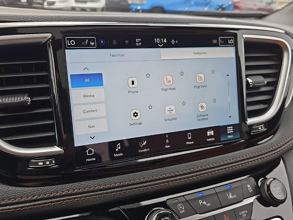 New 2026 Chrysler Pacifica Pinnacle FWD image 34