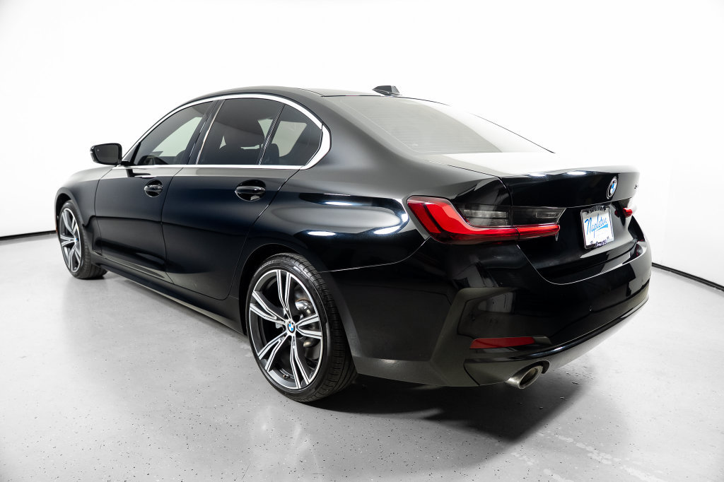 Used 2024 BMW 330i Sedan w/ Convenience Package RWD image 12