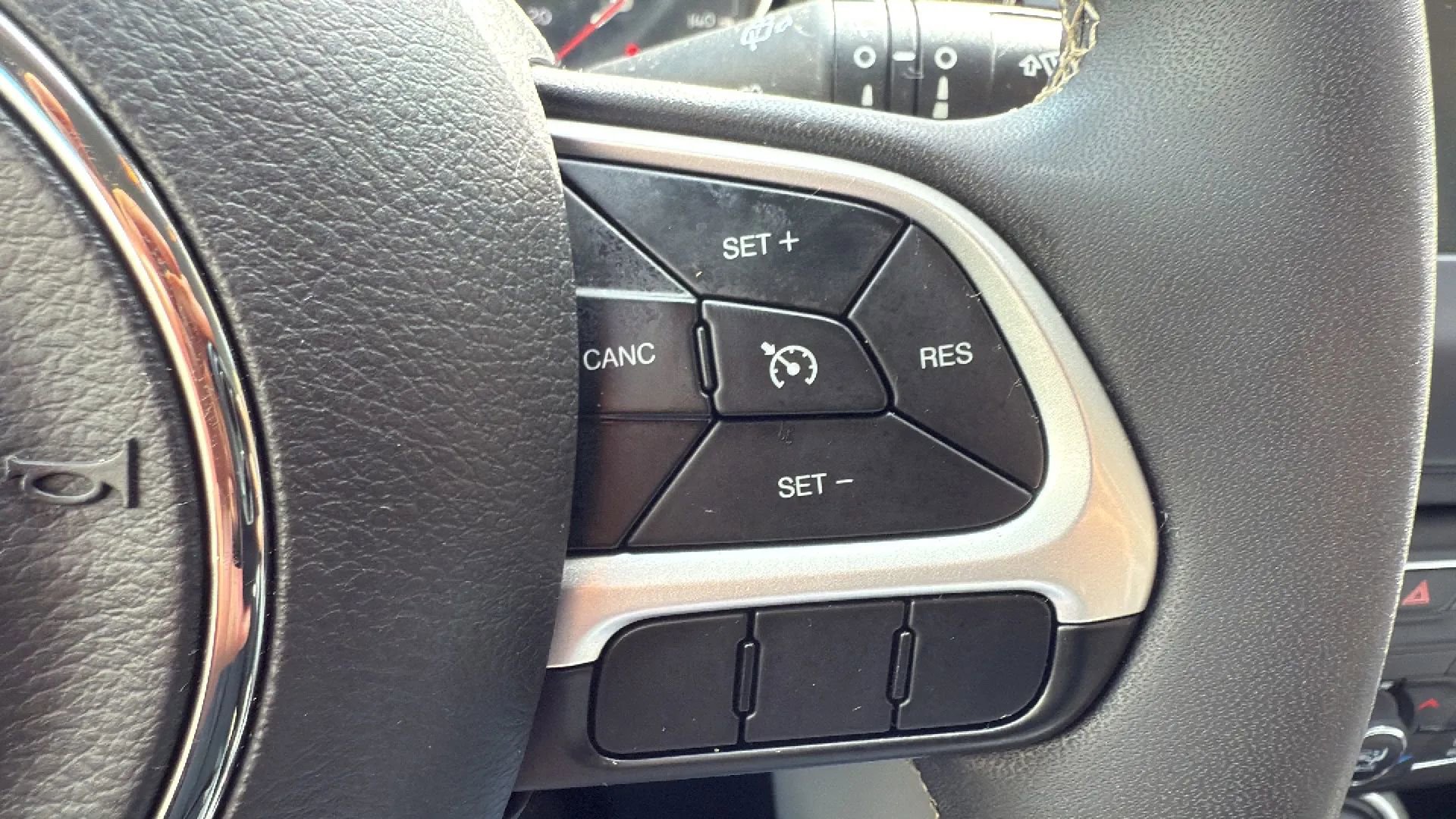 Used 2021 Jeep Compass Latitude image 11