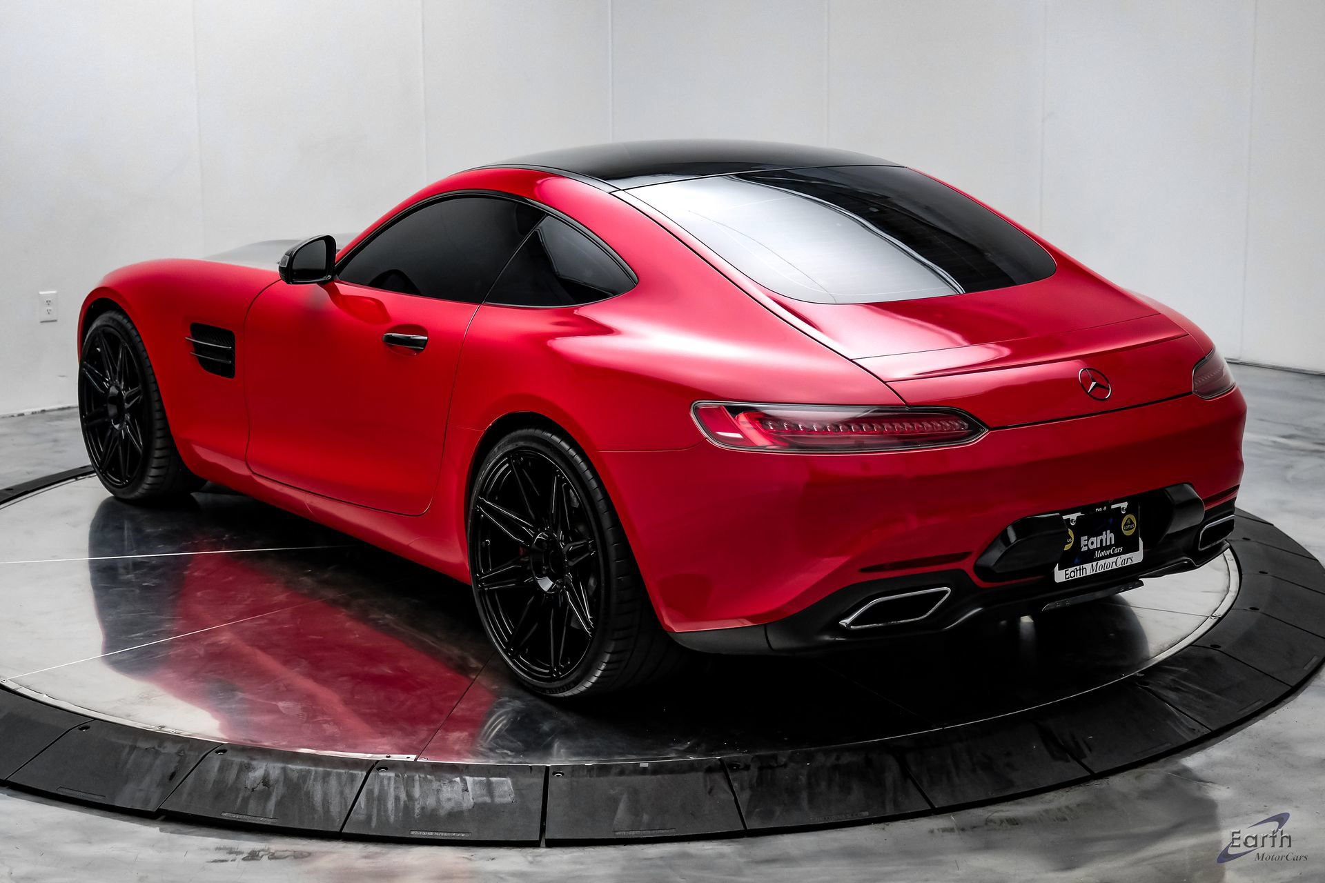 Used 2016 Mercedes-Benz AMG GT S image 13
