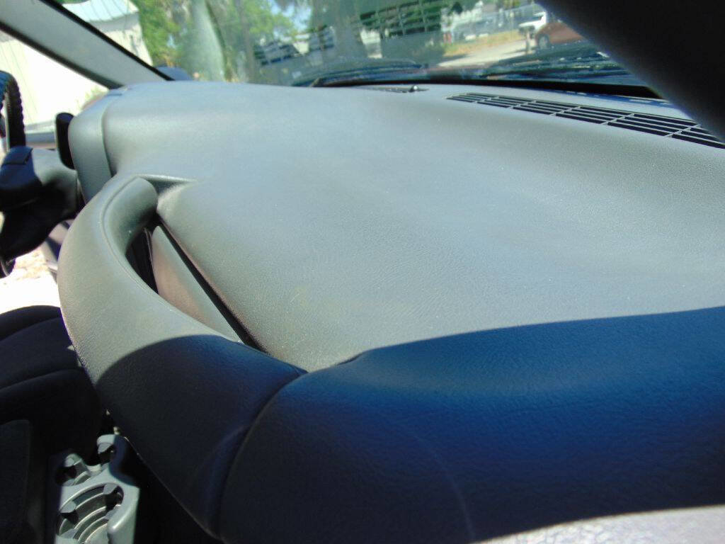 Used 2005 Chevrolet Silverado 1500 LS w/ Light Duty Power Package AWD/4WD image 21