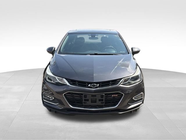 Used 2017 Chevrolet Cruze LT w/ Sun And Sound Package FWD image 8