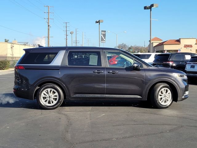 Certified 2024 Kia Carnival LX image 5