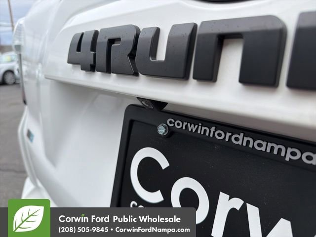 Used 2016 Toyota 4Runner SR5 Premium image 11