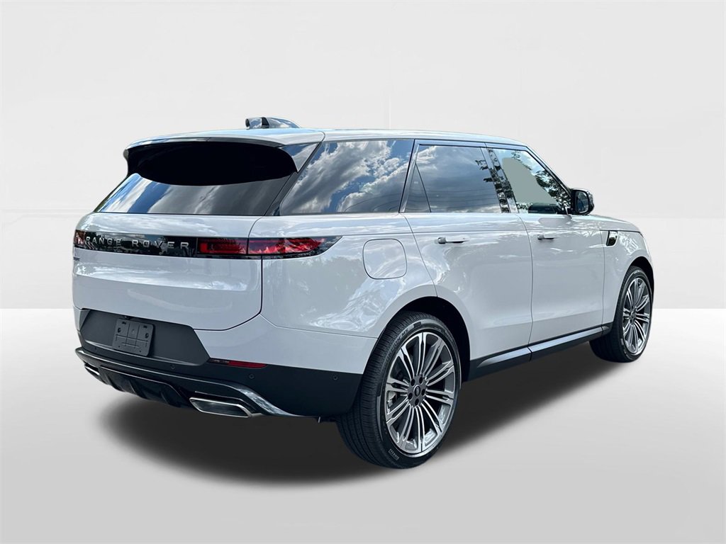 New 2025 Land Rover Range Rover Sport SE image 4