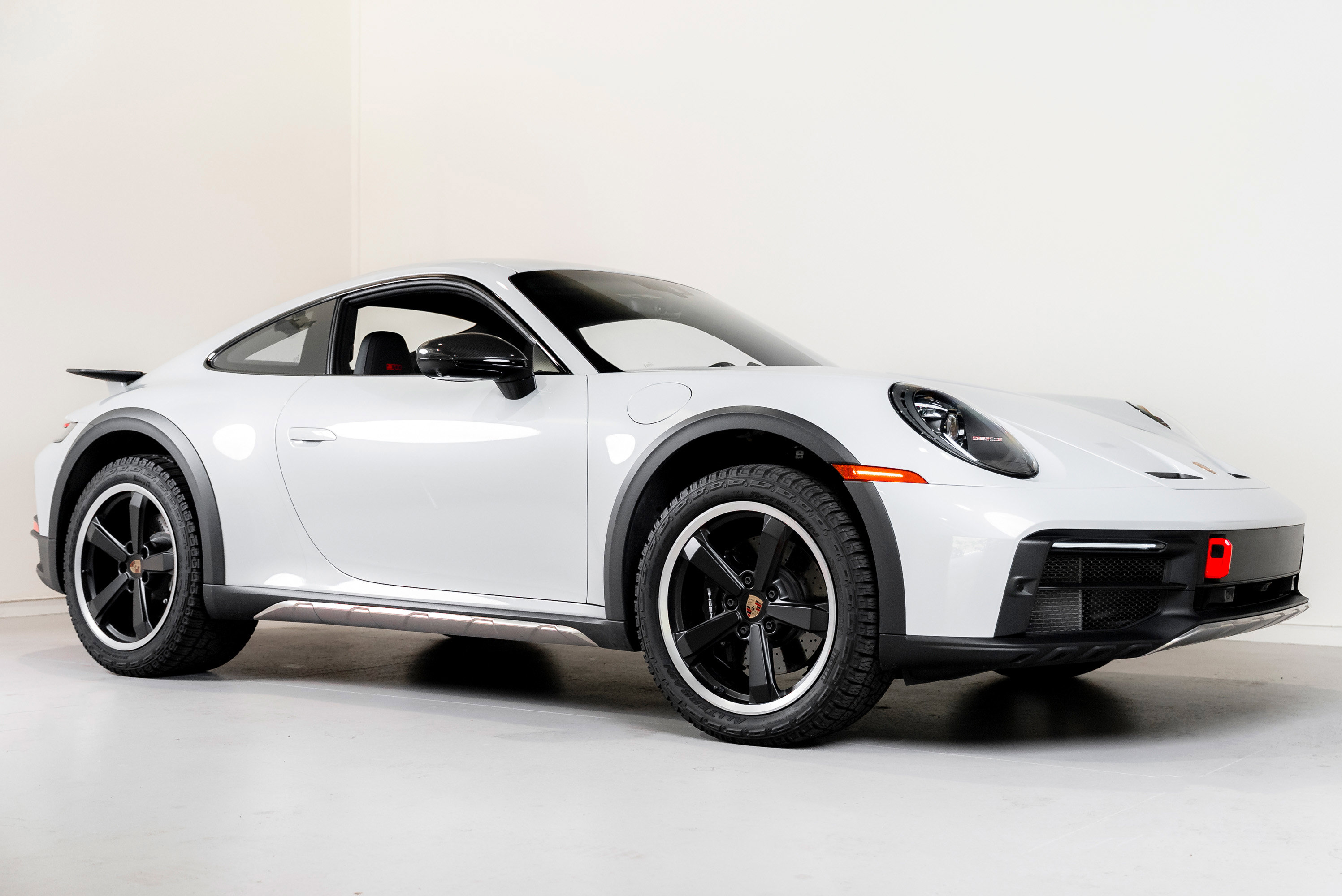 Used 2024 Porsche 911 Dakar AWD/4WD image 98