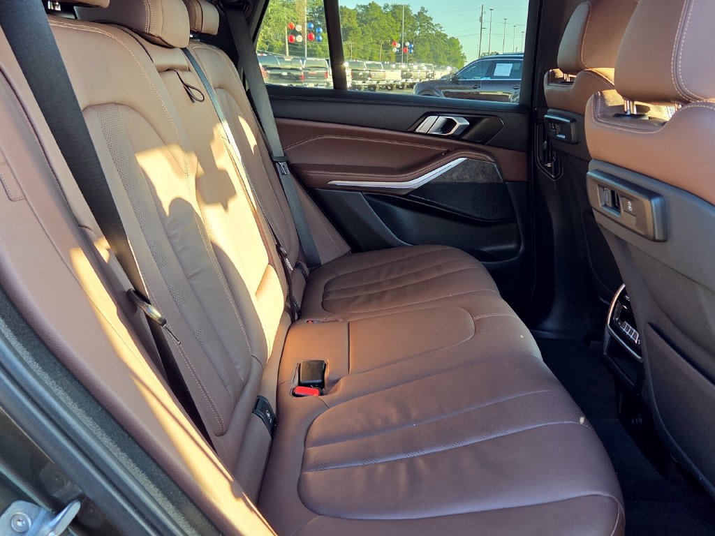 Used 2020 BMW X5 xDrive40i w/ Premium Package AWD/4WD image 14