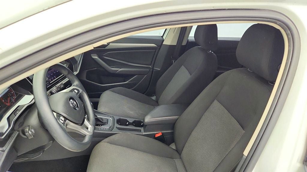 Used 2019 Volkswagen Jetta S w/ Driver Assistance Package FWD image 19