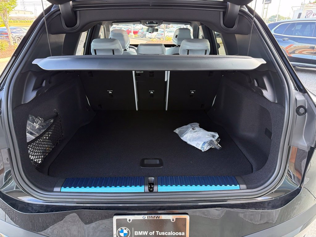 New 2027 BMW iX3 50 xDrive AWD/4WD image 15