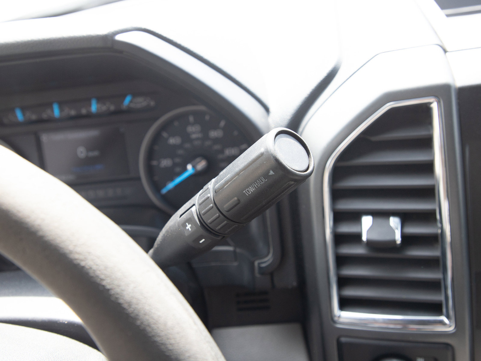 Used 2018 Ford F350 XLT AWD/4WD image 23