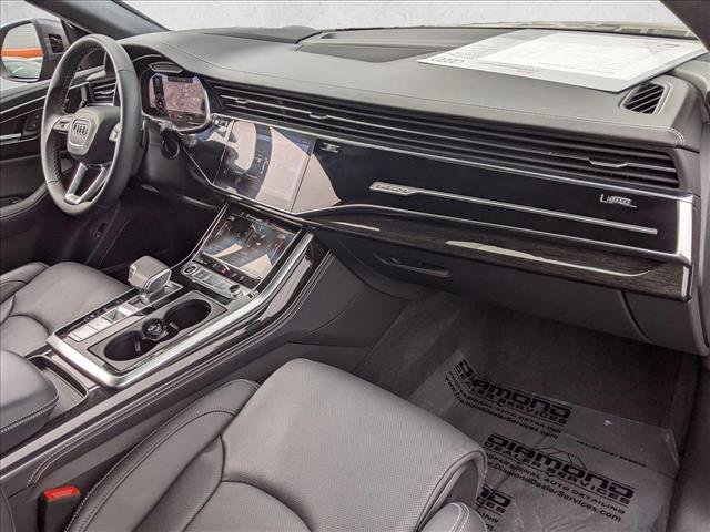 Certified 2025 Audi Q8 Prestige image 23