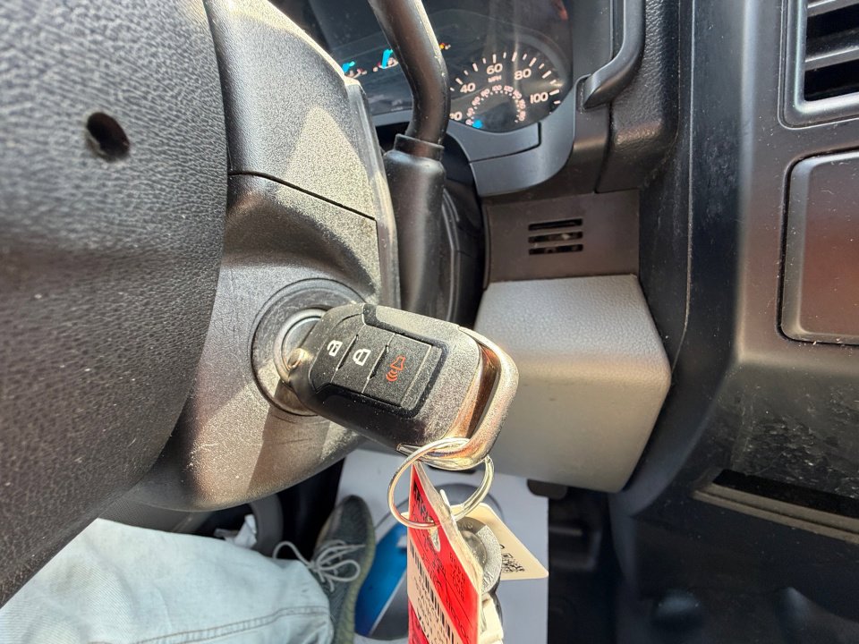 Used 2017 Ford F150 XL w/ Equipment Group 101A Mid image 24