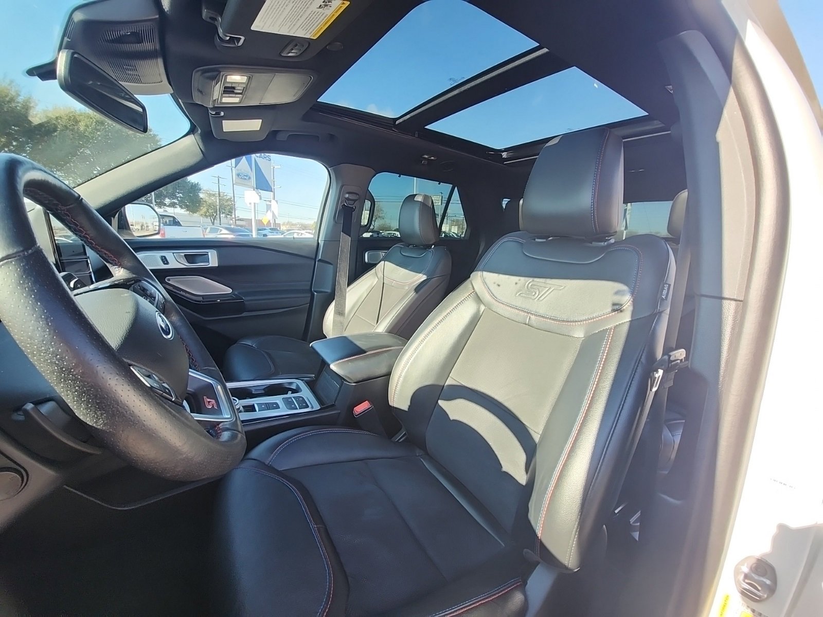 Used 2023 Ford Explorer ST w/ Equipment Group 401A image 11