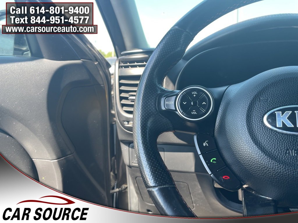 Used 2018 Kia Soul ! image 27