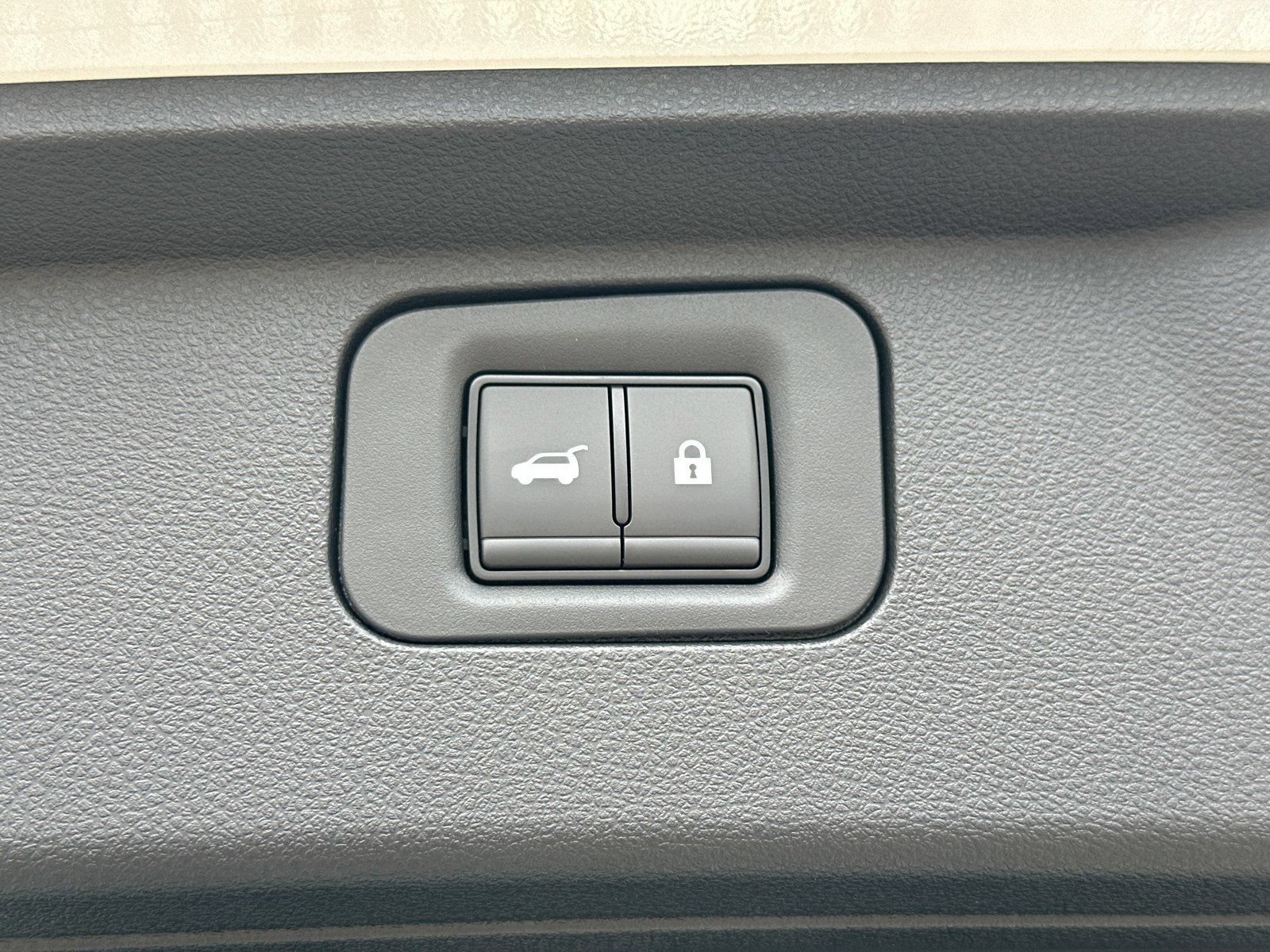 New 2025 Nissan Armada PRO-4X AWD/4WD image 19