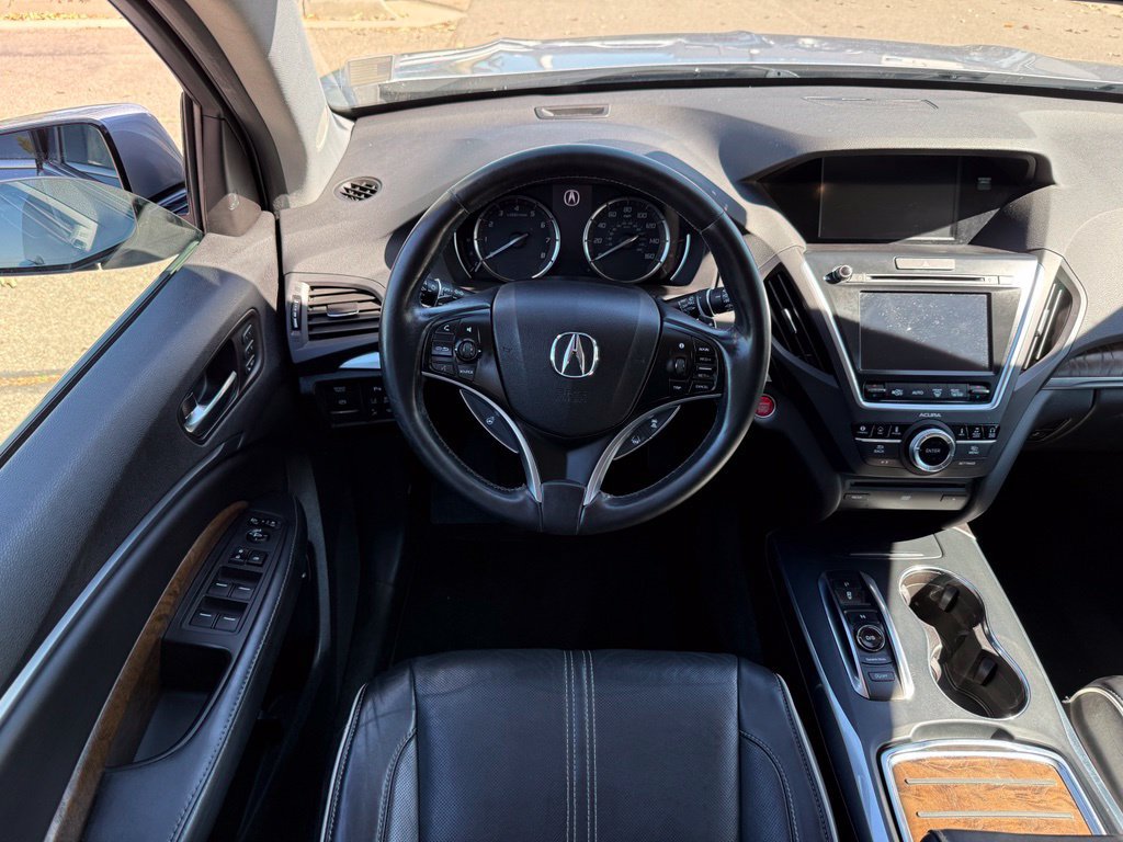 Used 2017 Acura MDX w/ Advance & Entertainment Pkg AWD/4WD image 2