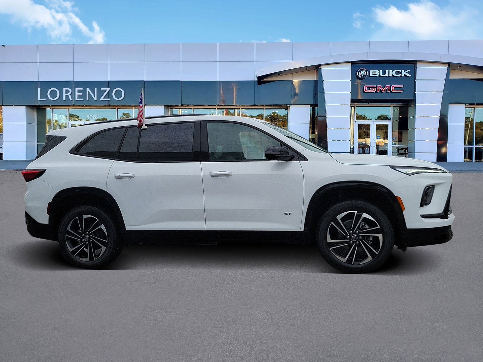 Used 2026 Buick Enclave Sport Touring FWD image 4