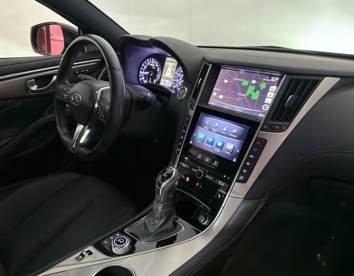 Used 2017 INFINITI Q60 2.0t w/ Premium Plus Package 2.0T AWD/4WD image 24