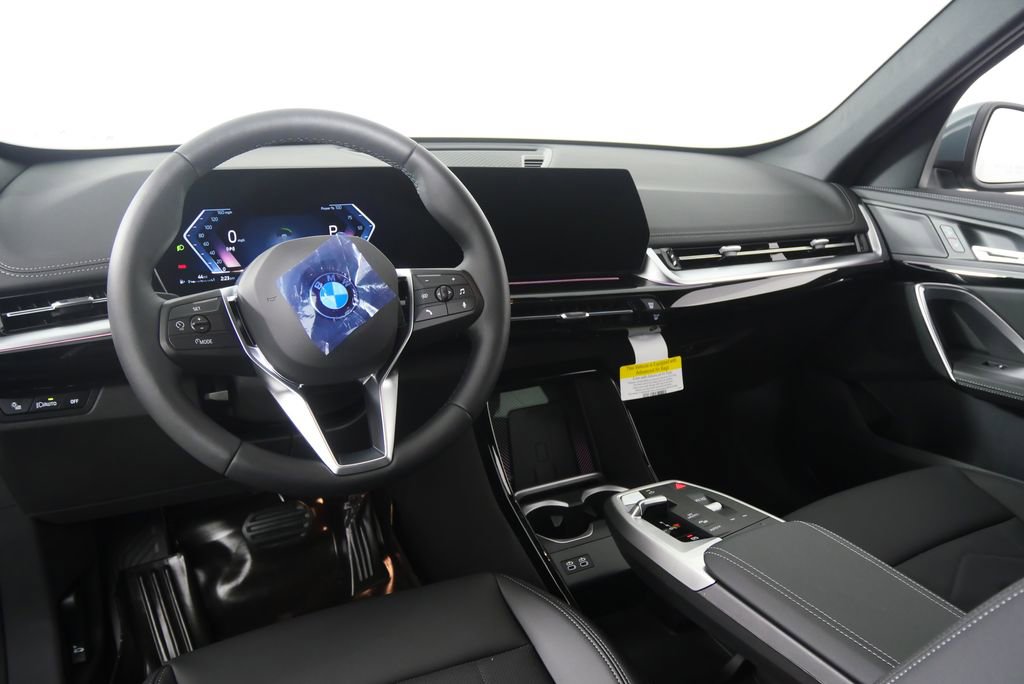 Used 2025 BMW X1 xDrive28i w/ Convenience Package AWD/4WD image 17