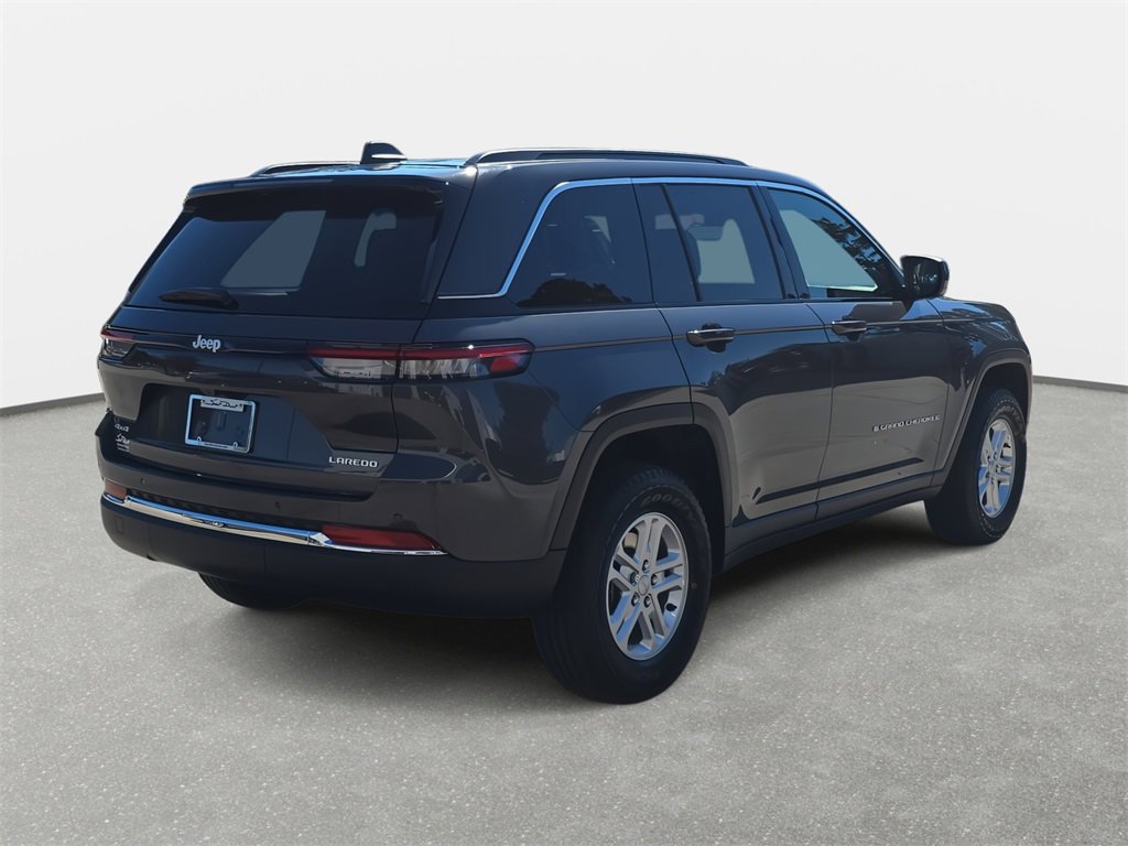 New 2025 Jeep Grand Cherokee Laredo w/ Luxury Tech Group I image 5
