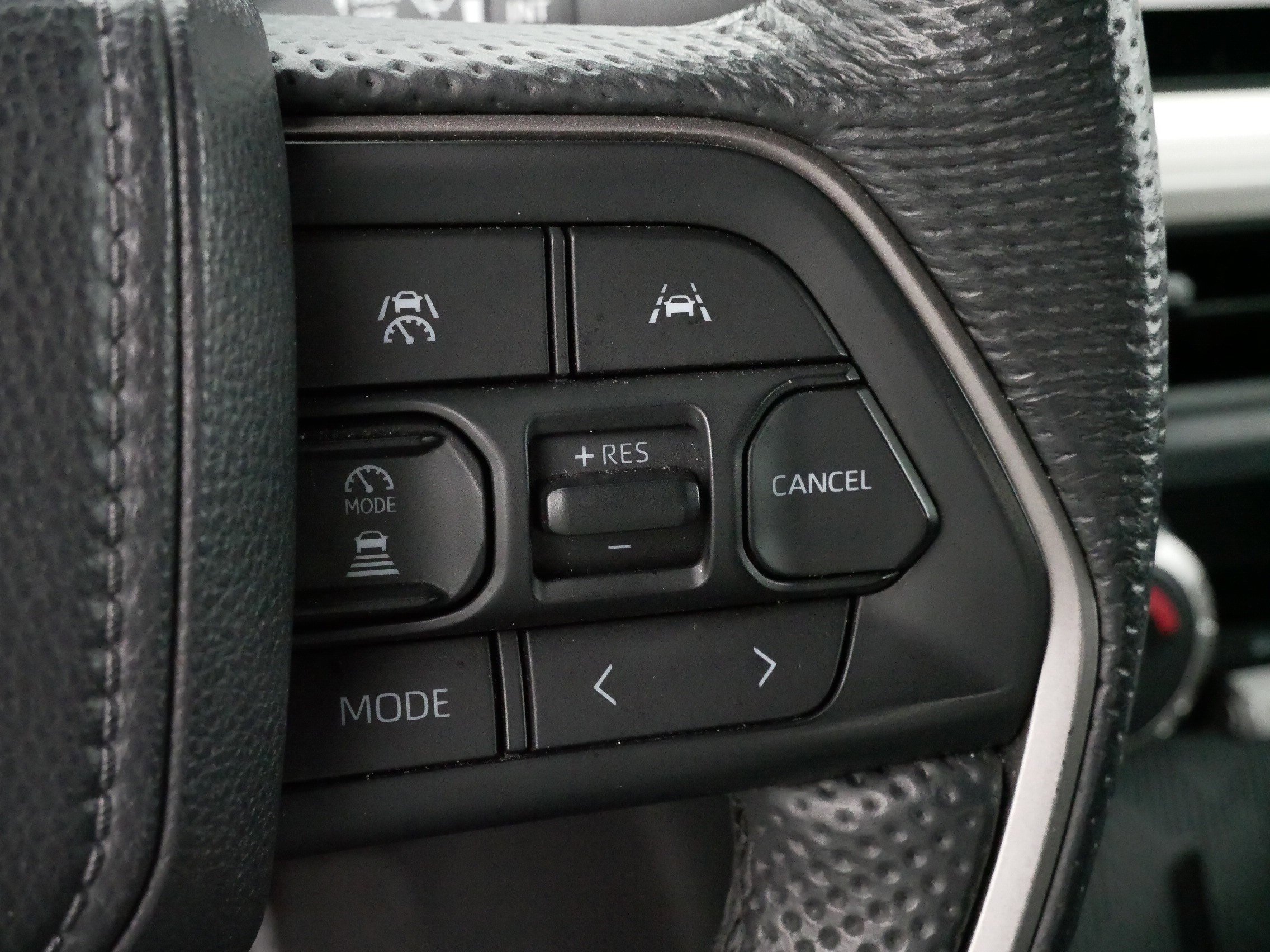 Used 2024 Toyota Tacoma TRD Off-Road image 26