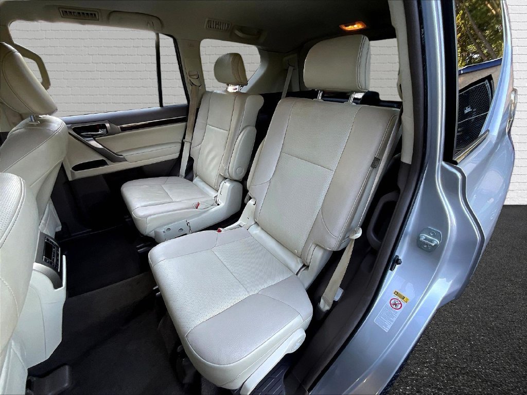 Used 2018 Lexus GX 460 Premium AWD/4WD image 20