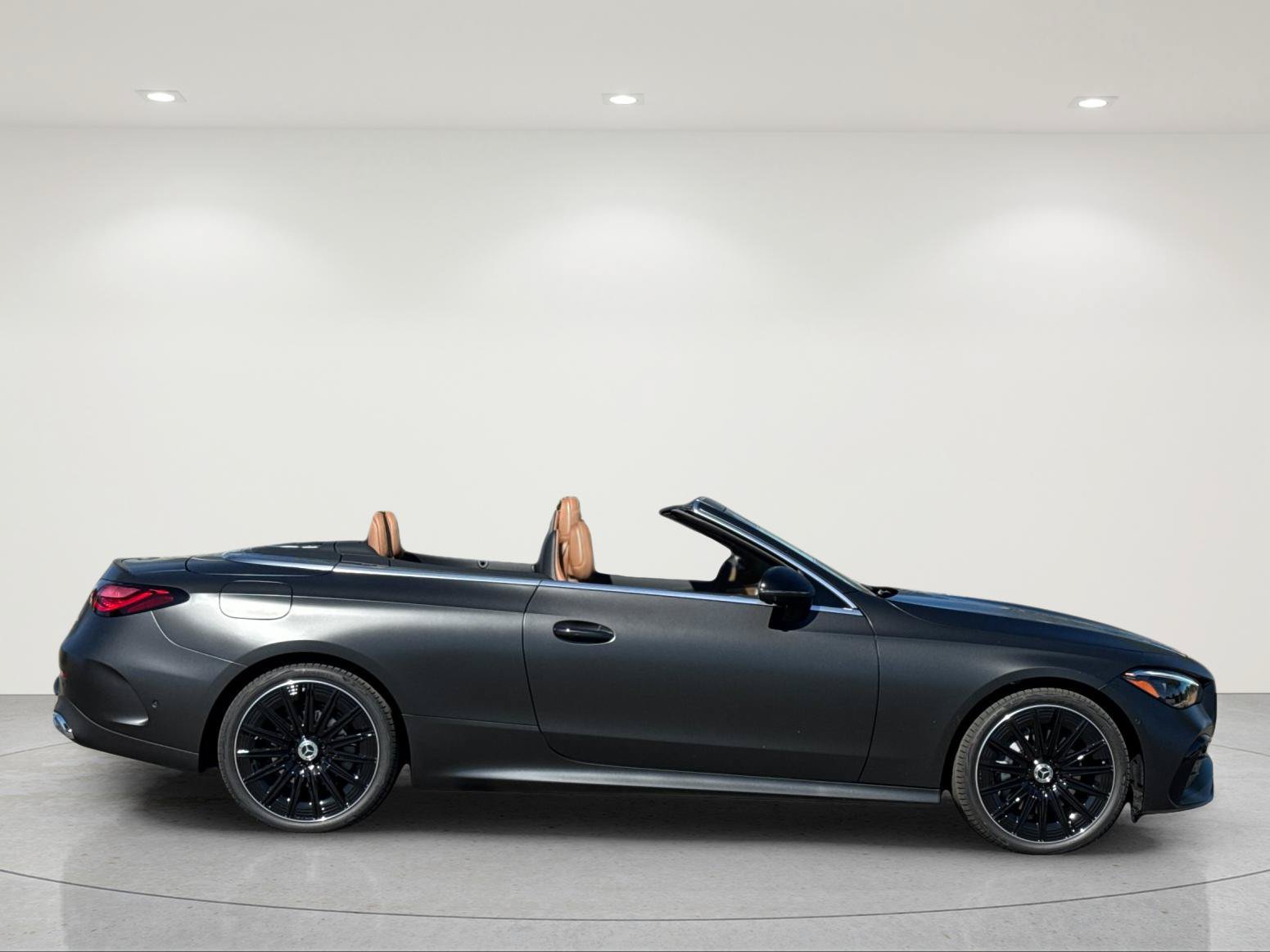 New 2027 Mercedes-Benz CLE 300 4MATIC Cabriolet image 7
