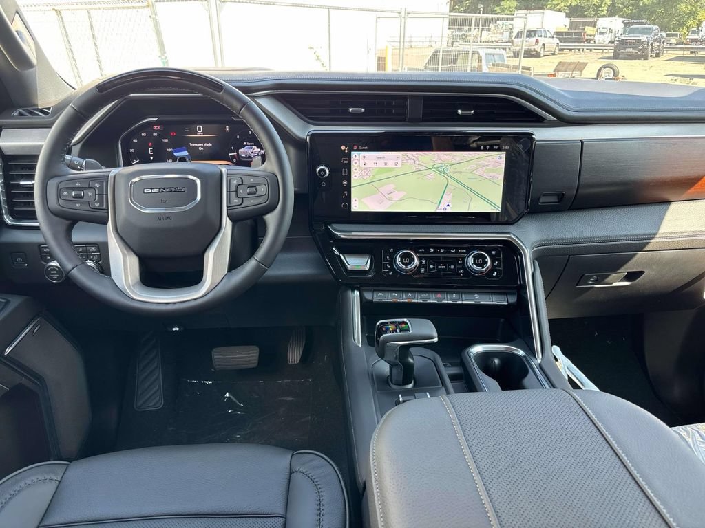 New 2026 GMC Sierra 1500 Denali w/ Technology Package AWD/4WD image 9