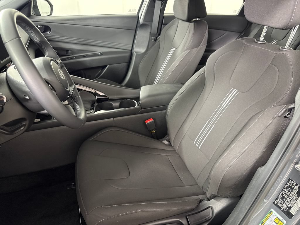 Certified 2026 Hyundai Elantra SEL Sport Premium FWD image 13