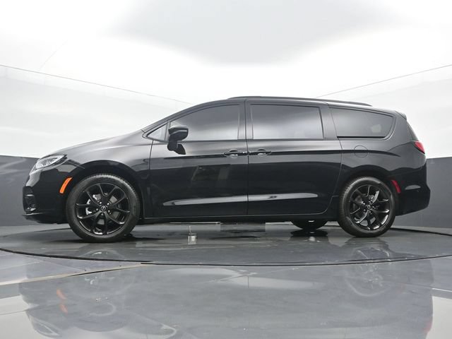 New 2025 Chrysler Pacifica Limited FWD image 47