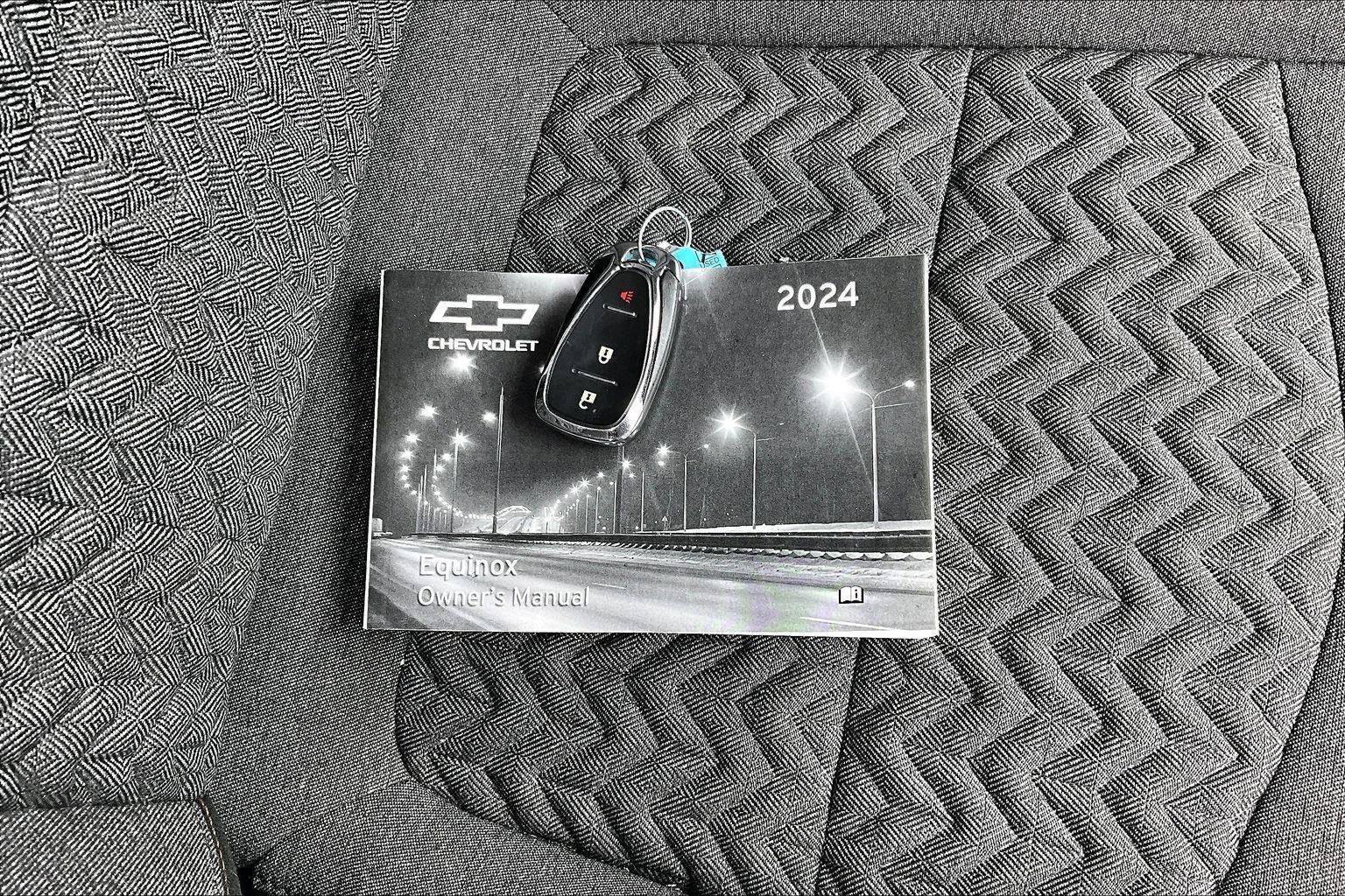 Used 2024 Chevrolet Equinox LT image 11