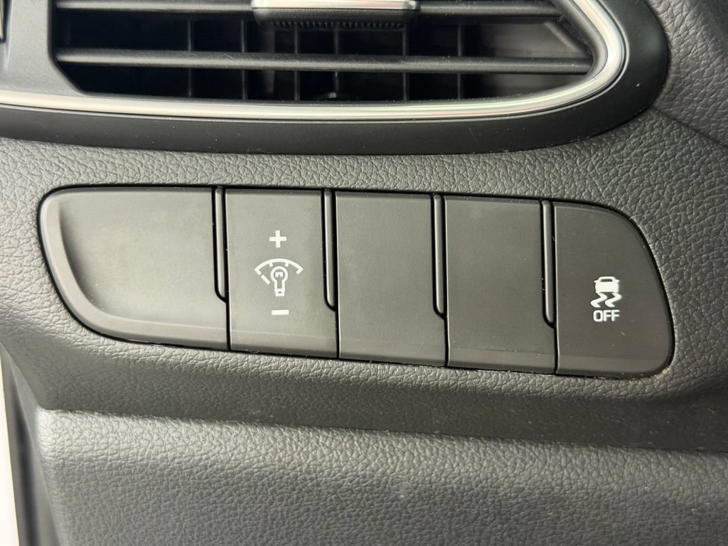 Used 2020 Hyundai Elantra GT FWD image 43