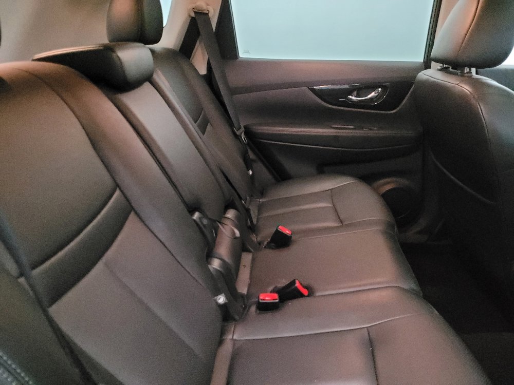 Used 2019 Nissan Rogue SL w/ Premium Package AWD/4WD image 19
