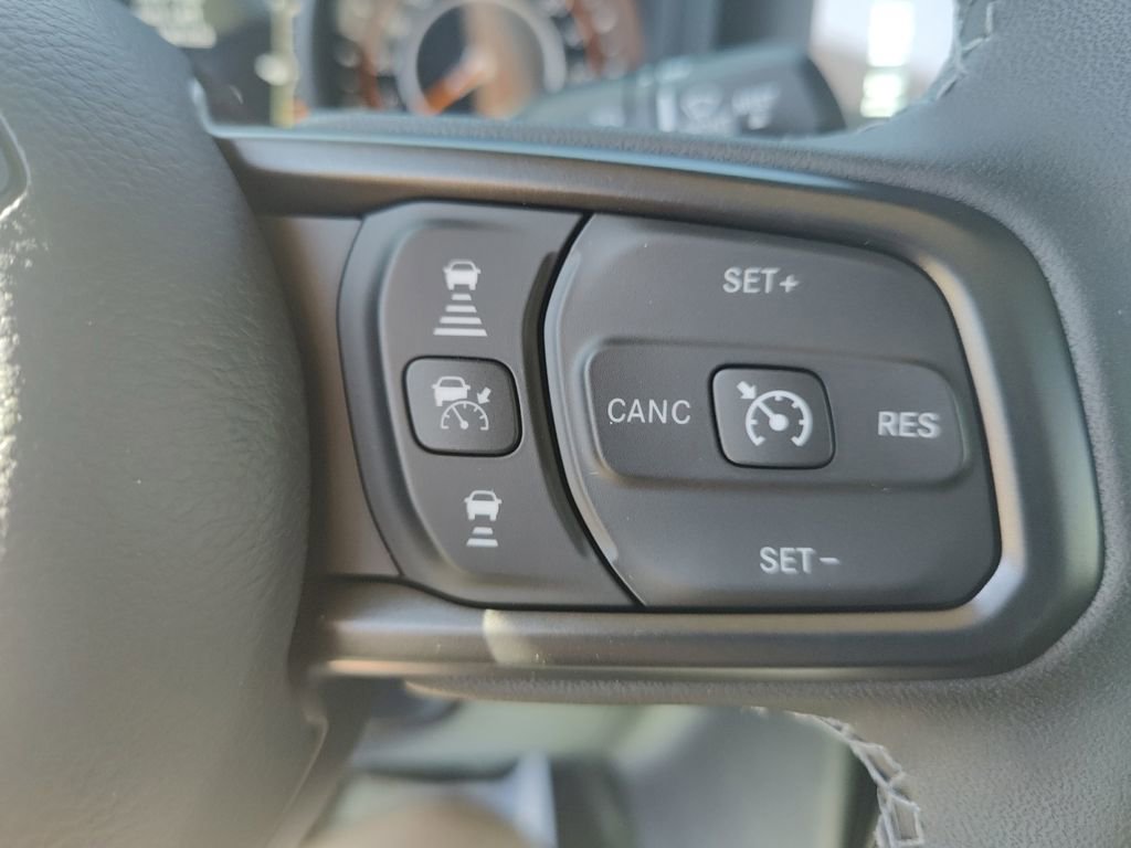 New 2025 Jeep Gladiator Willys image 27