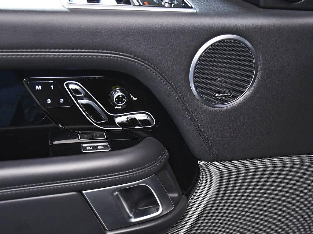 Used 2022 Land Rover Range Rover Westminster Edition image 10
