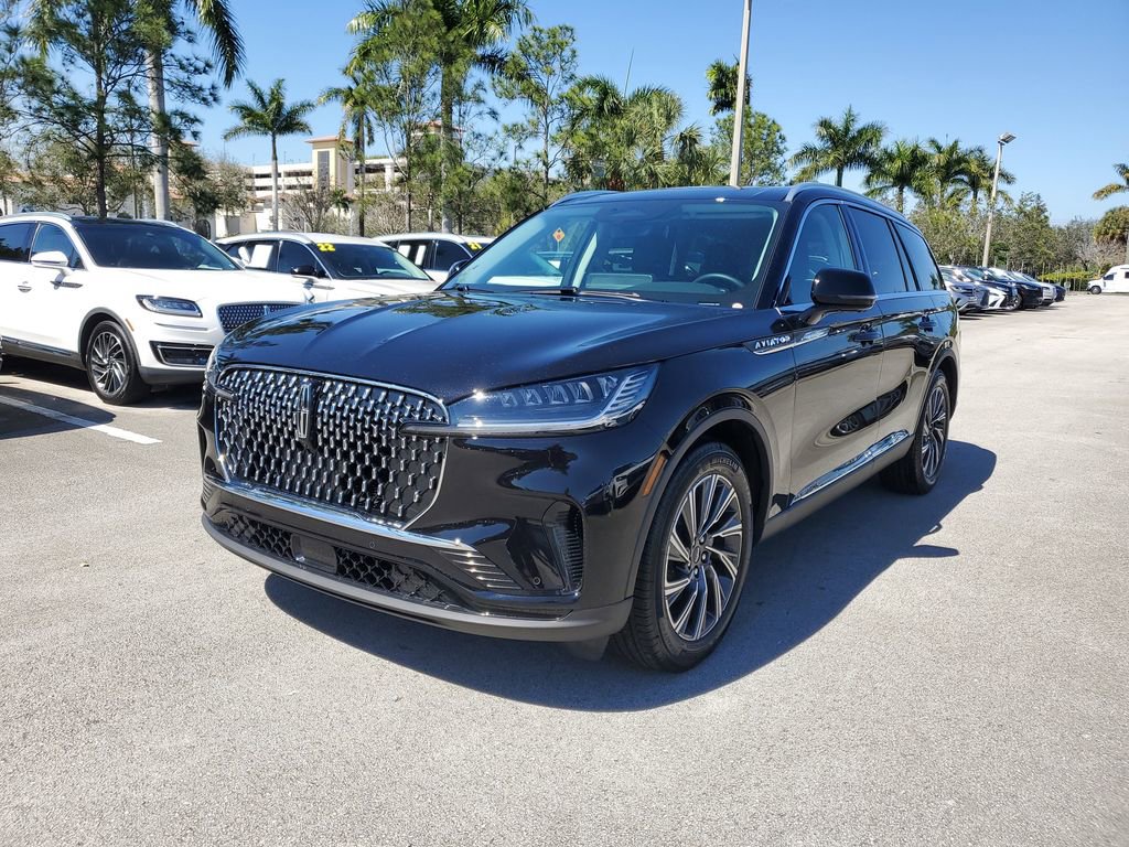 New 2026 Lincoln Aviator 2WD image 2