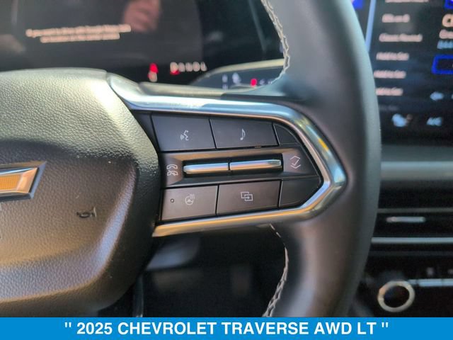 Used 2025 Chevrolet Traverse LT w/ Sun and Wheel Package AWD/4WD image 18