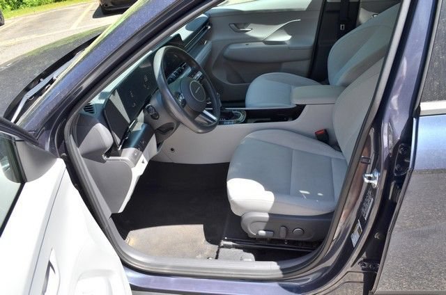 Used 2024 Hyundai Kona SEL AWD/4WD image 17