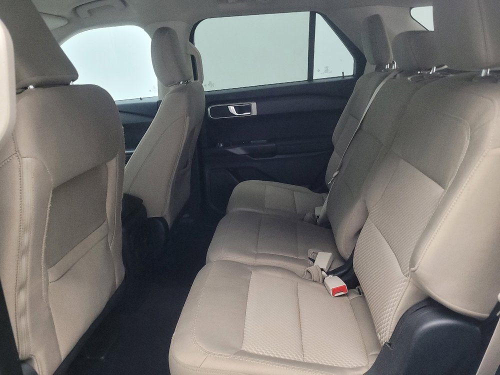 Used 2023 Ford Explorer 4WD image 18