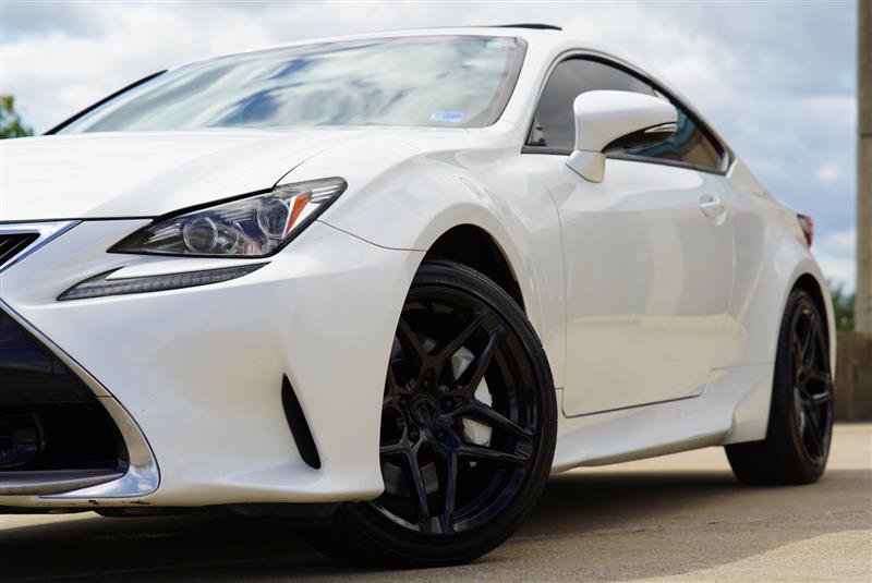 Used 2017 Lexus RC 200t w/ Accessory Package 2 RWD image 13