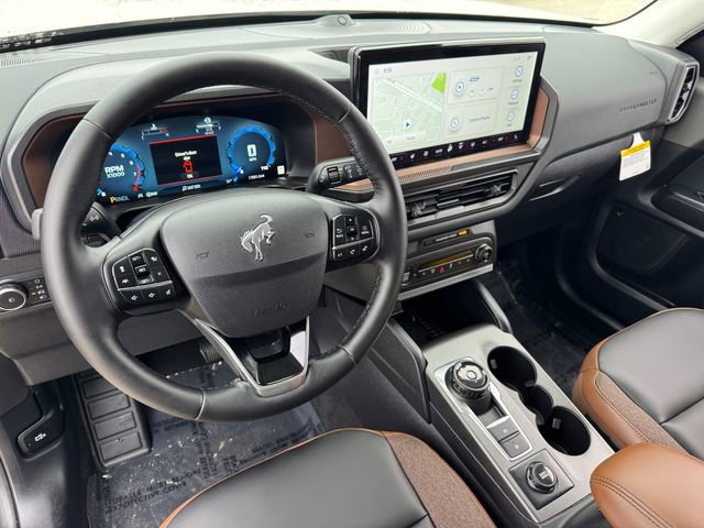 Certified 2025 Ford Bronco Sport Outer Banks w/ Outer Banks Tech Package+ image 3