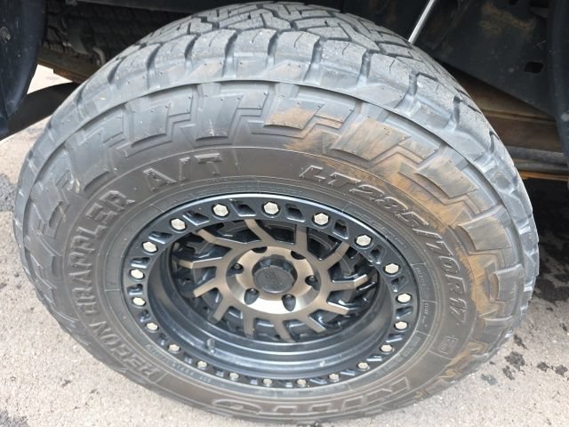 Used 2022 Toyota Tacoma TRD Off-Road w/ TRD Premium Off Road Package AWD/4WD image 20