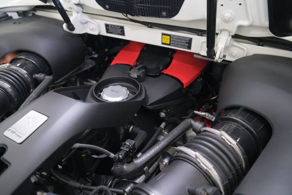 Used 2022 Ferrari F8 Tributo RWD image 49