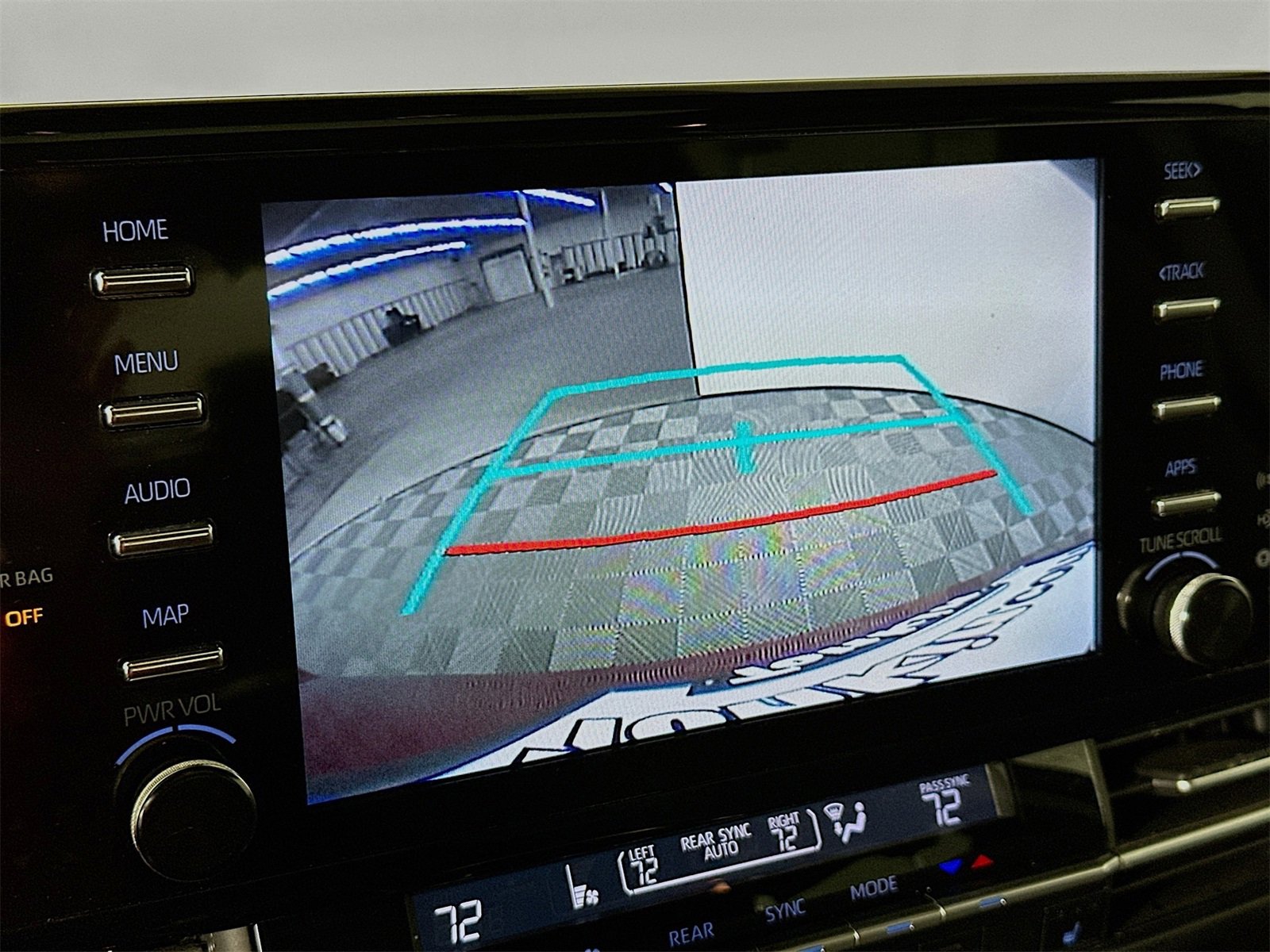 Certified 2023 Toyota Sienna XLE image 14