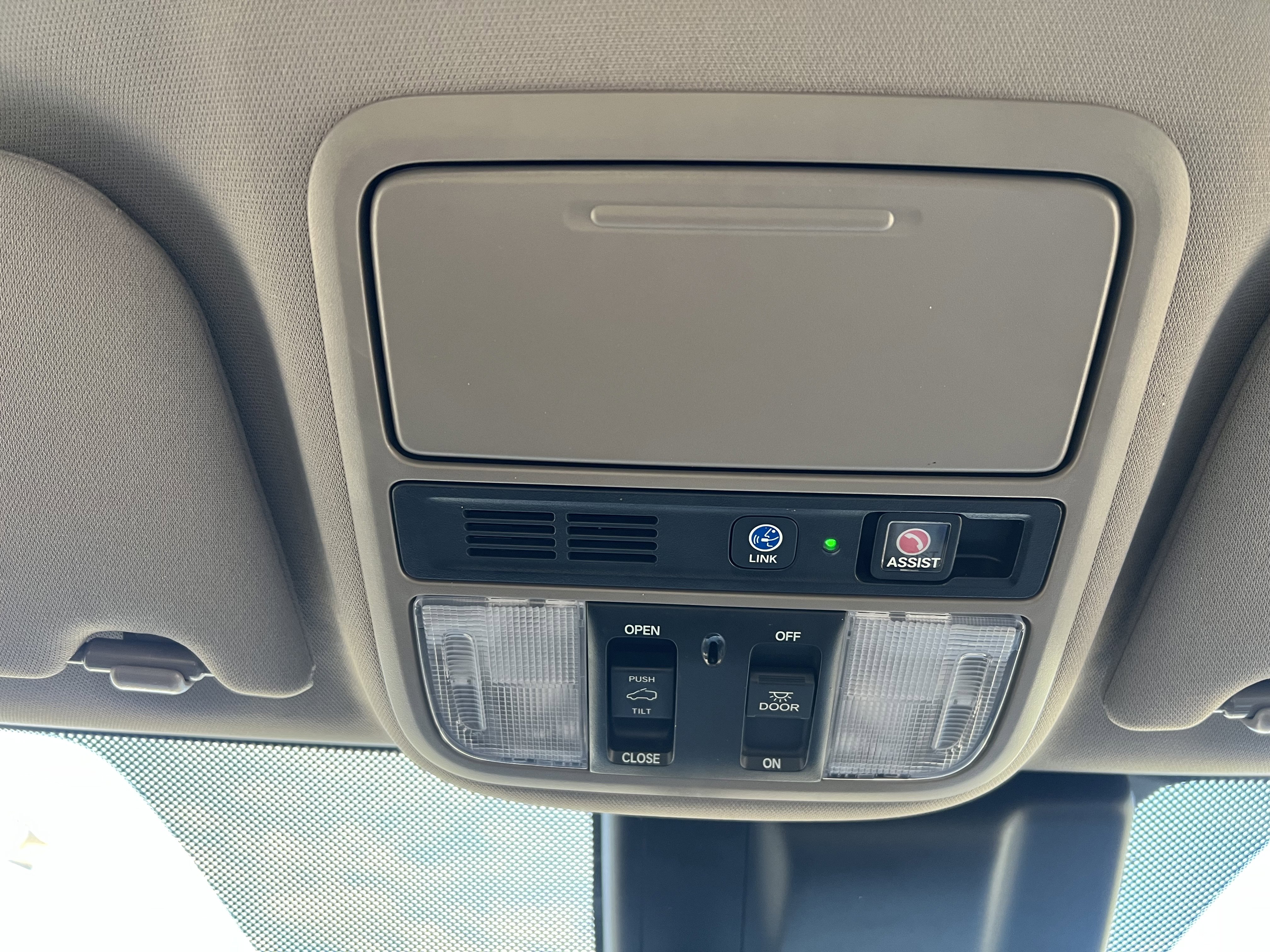 Used 2018 Honda Odyssey Elite image 26